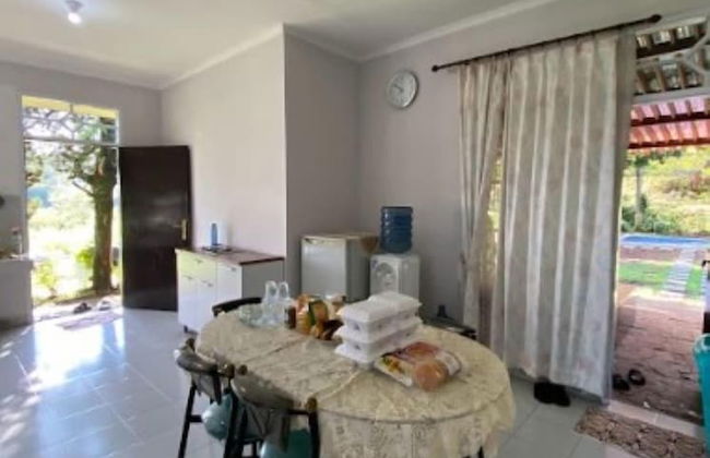 Villa ChavaMinerva Hanni Ciater with Pool - Foto 6