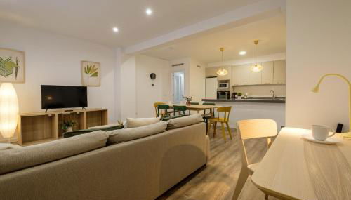 Apt with Fluffy Beds & Private Patio - Photo 4