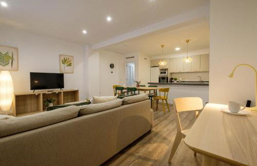 Apt with Fluffy Beds & Private Patio - Photo 4