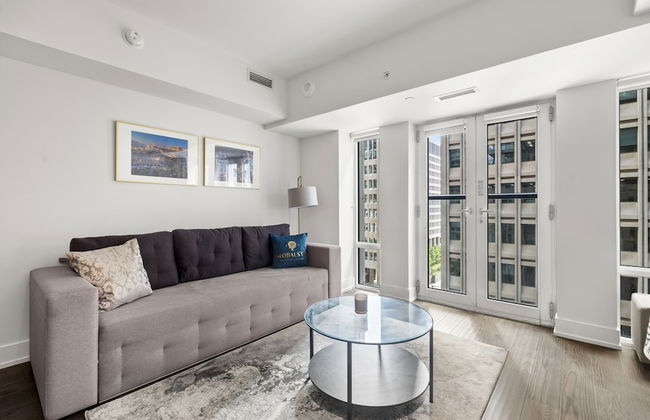 The Britt Condos in Downtown Toronto - Photo 18