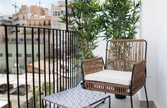 FLORIT FLATS - Chic and Central in a lively but quiet area All walking distance - Photo 53