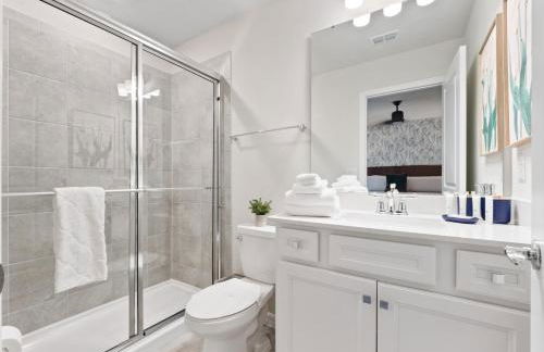 10 BR Home, Themed Rooms, Private Pool, in New Windsor Cay Resort - Foto 61