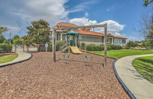 Gorgeous Calabash Condo with Balcony and Pool Access! - Foto 31