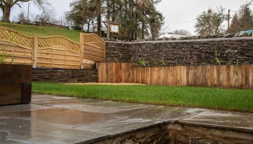Ty Carreg cottage, Bwlch, Brecon - Photo 5, Garden, Garden view