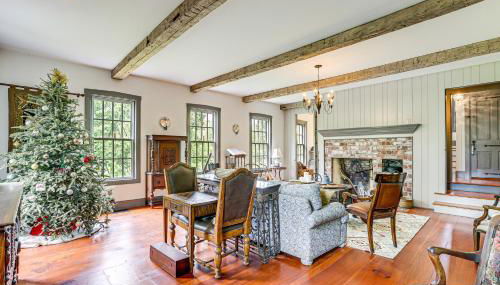 Spacious and Historic Cabin in New Haven with Pond! - Foto 5