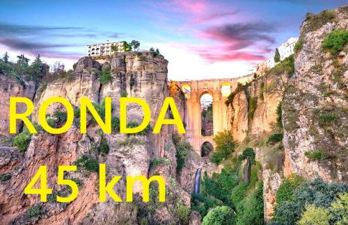 Rural cottage VINCENT van Gogh, with spectacular pool & OPTIONAL private 6 guests jacuzzi - Foto 65