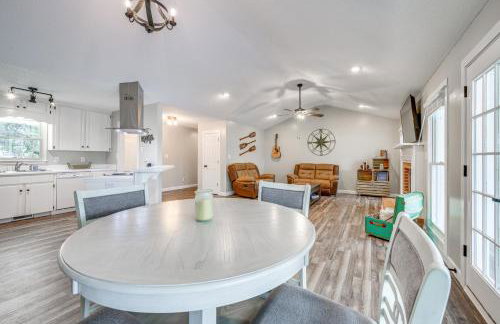 Lakefront Milledgeville Home with Private Dock! - Foto 8