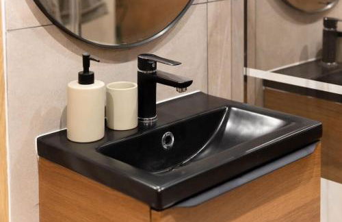 Love Life Room-Jacuzzi-Netflix-Accès-24/7-Privé - Foto 14