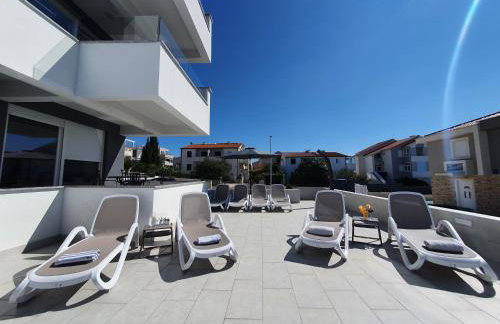 Aquarius Luxury apartment with pool and sea view - Photo 29