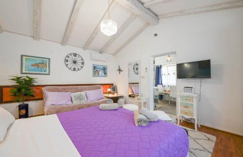 Helena Garden House - Photo 20