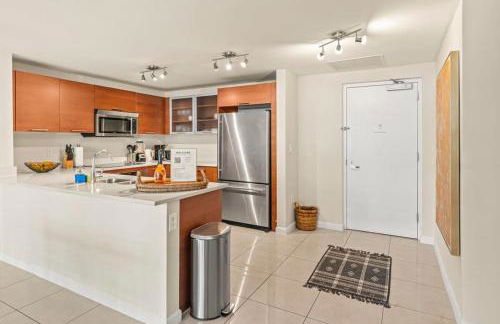 Urban Retreat - Location Pool Gym & Parking - Foto 8