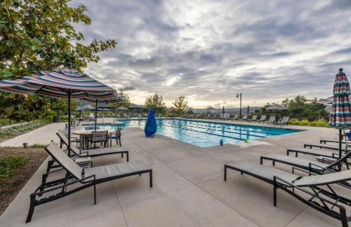 #Marbella Lane - Elegant 5BR Home Rancho Mission - Photo 48