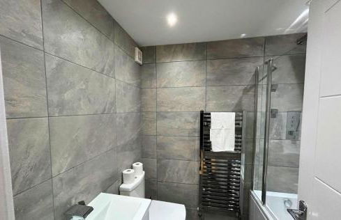 London Mitcham Stunning Two Bedroom Apartment - Foto 15