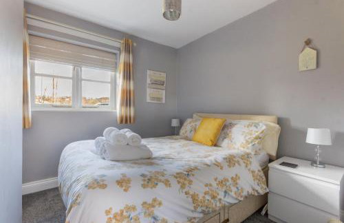 Lesbury Lodge - (a 'bijou residence') with hot tub - Foto 11