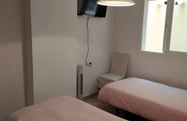 Precioso apartamento con garaje en Avenida Andalucía 77 playa Mezquitilla - Foto 3