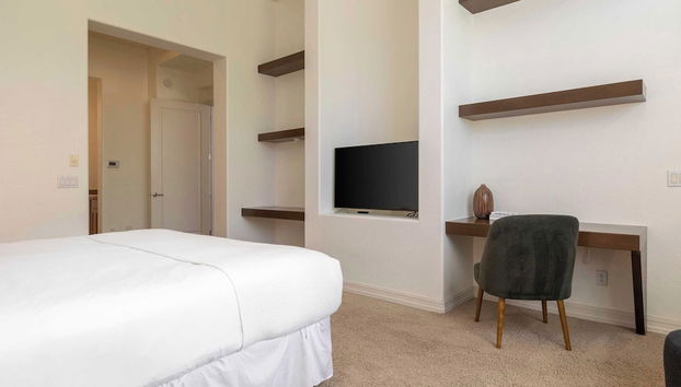 Sandflower by Avantstay Oasis w/ Pool + Golf! - Foto 3, Quarto