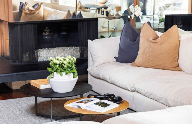 La Jolla Mid-century by Avantstay Private Pool, Outdoor Living + Ocean Views - Photo 8