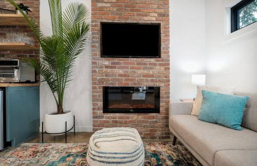 Petit Paradis Studio with hot tub - Photo 24