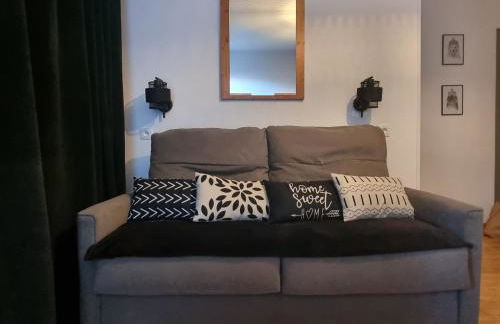 PUY SAINT VINCENT APPARTEMENT T2 BALCON SUPER PANORAMA AVEC PARKING PRIVE COUVERT et PISCINE L'ETE - Foto 26