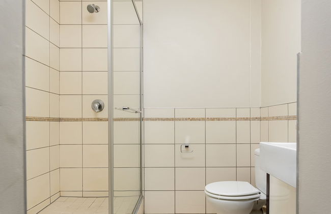 The Manhattan 505 - Photo 12