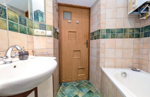 Podwale Central Apartment by BookingHost - Foto 8