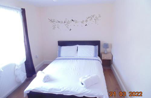 Two beautiful double bedroom Tulip apartment - Foto 22