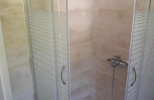 View apartment - Photo 10