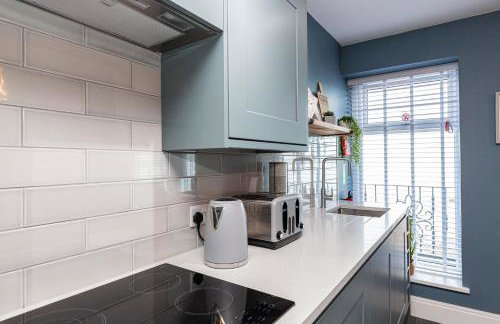 Seafront Apartment - Sleeps 6 - Gateway to the Lake District - Brand New - Photo 18