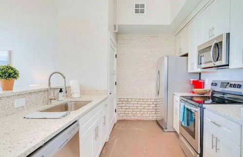 The Speakeasy Downtown Newport News - Foto 16