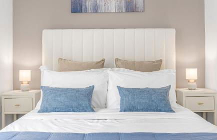 Elegant Garden Apartment, Private Parking & EV Charger, Walk to Town - Foto 15