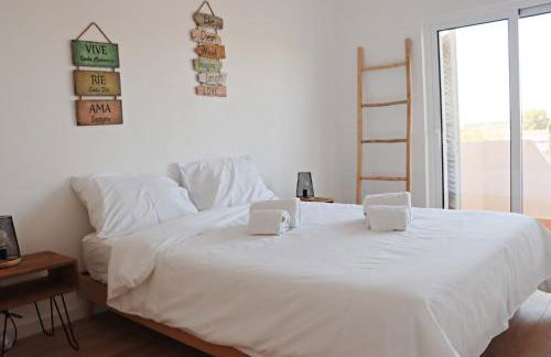 Vivenda Geminada com piscina a 10 minutos a pé da praia, by QoZzy - Foto 16