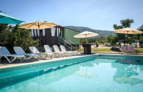 Cozy and Chic Little House with Pool Ivinj - 3 - Foto 35