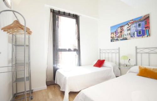 SingularStays Comedias - Foto 30