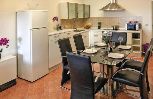 Schones Ferienhaus mit Terrasse - Foto 9