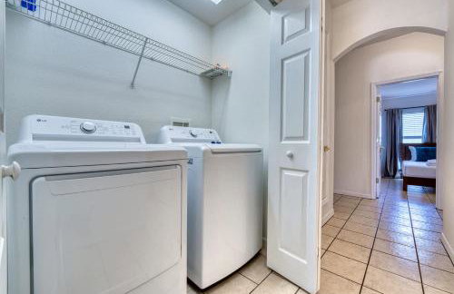 Private Pool Getaway Near Theme Parks - Foto 33