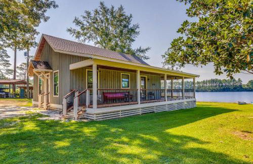 Escape to Nature Lakefront Jay Cottage with Views! - Foto 1