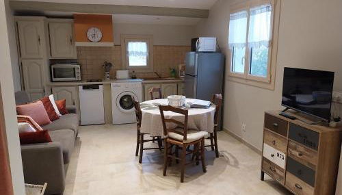 Gîtes Lou Limbert Plateau de Valensole - Foto 4, stove, dishwasher, toaster