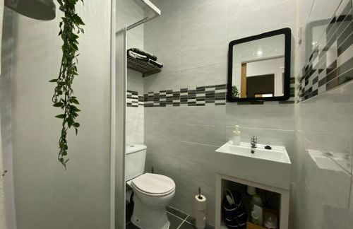 Best refuge in Barcelona - Photo 9