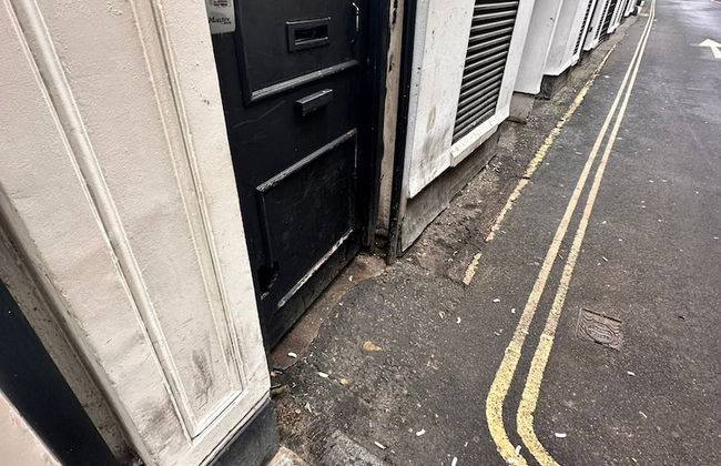 Cute House IN Soho - Full AC, Quiet and Unique - Photo 24