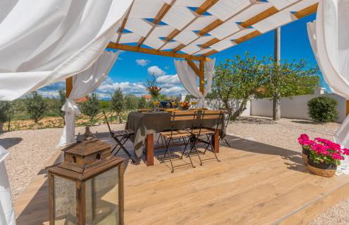 Awesome Home In Polaca With Kitchen - Foto 15