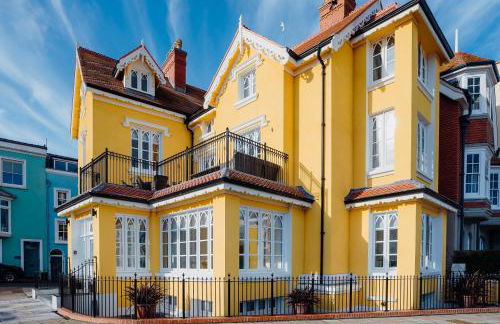 Ocean House, Tenby - Photo 1