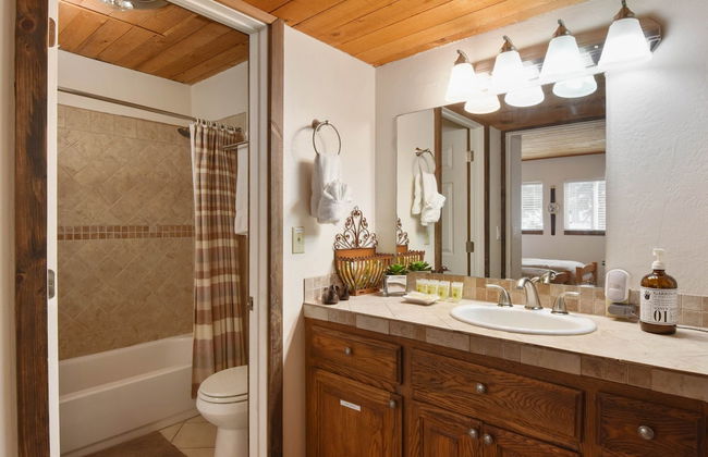 Alpine Manor Retreat Mountain Relaxation - Foto 14