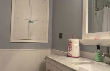 Caseville Splash & Sand Pool House - Photo 3