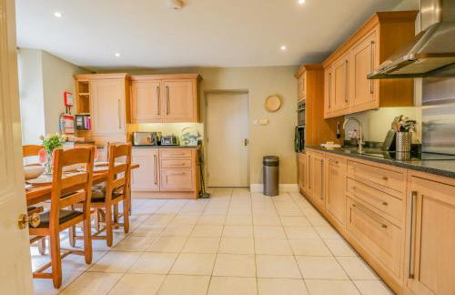 Crow's Nest - Photo 18