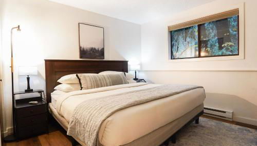 Mt Baker Den, Sleeps 4 - Photo 3