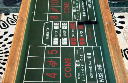 WOW!! Ultimate Pocono Retreat, Hot Tub, Game Room, Deck, Lakes, Skiing, Pools - Foto 27