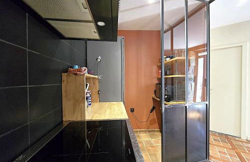 Magnifique villa en pierres au cœur de Saint Antonin Noble Val - Piscine et jardin privés -10 personnes - Foto 31