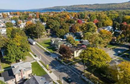 Walk to State park, 6bed,Hot tub & Game room - Foto 39