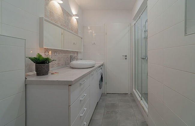 Central 4BR Flat - 2 Units Combined with Balconies, Near Cismigiu, 2 Kitchens & 2 Baths - Foto 28