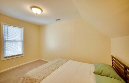 Walk to Kinnickinnic Ave! Newly Updated Abode - Foto 20